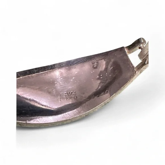 Alpaca Inlaid Abalone Silver Floral Bracelet - Picture 4 of 4